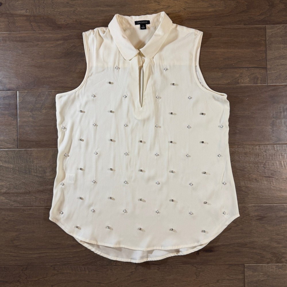 Ann Taylor‎ Cream Sleeveless Embellished Rhinestone V-Neck Blouse Top Small